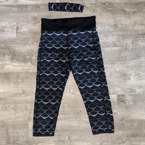Vineyard Vines Performance Leggings and headband